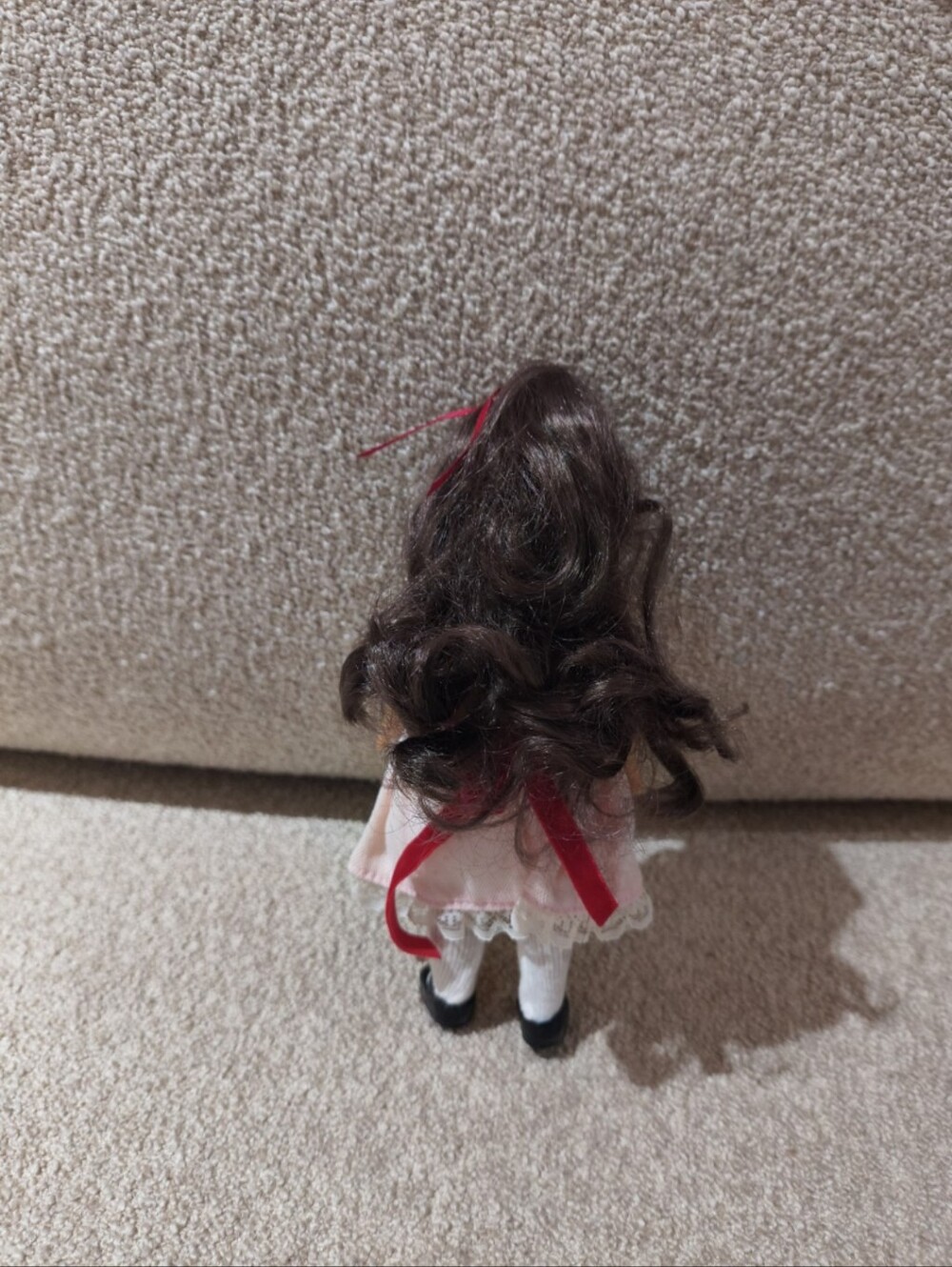 American Girl "Samantha Parkington" Mini Doll - Picture 3 of 3